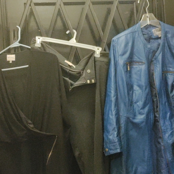 Dress jacket pants all together - Picture 1 of 6